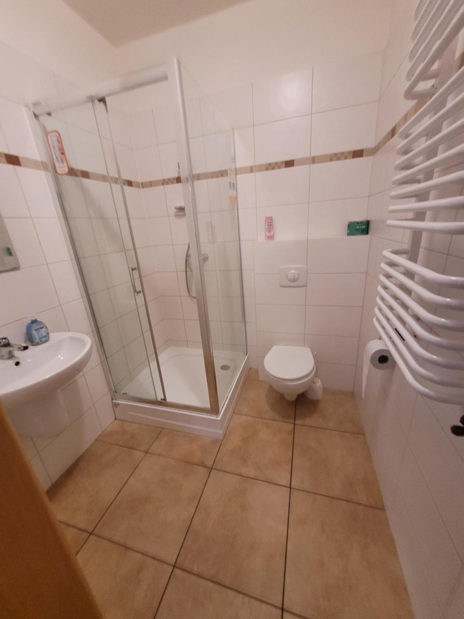 Dworek Biesiadny Radzewice Buitenkant foto
