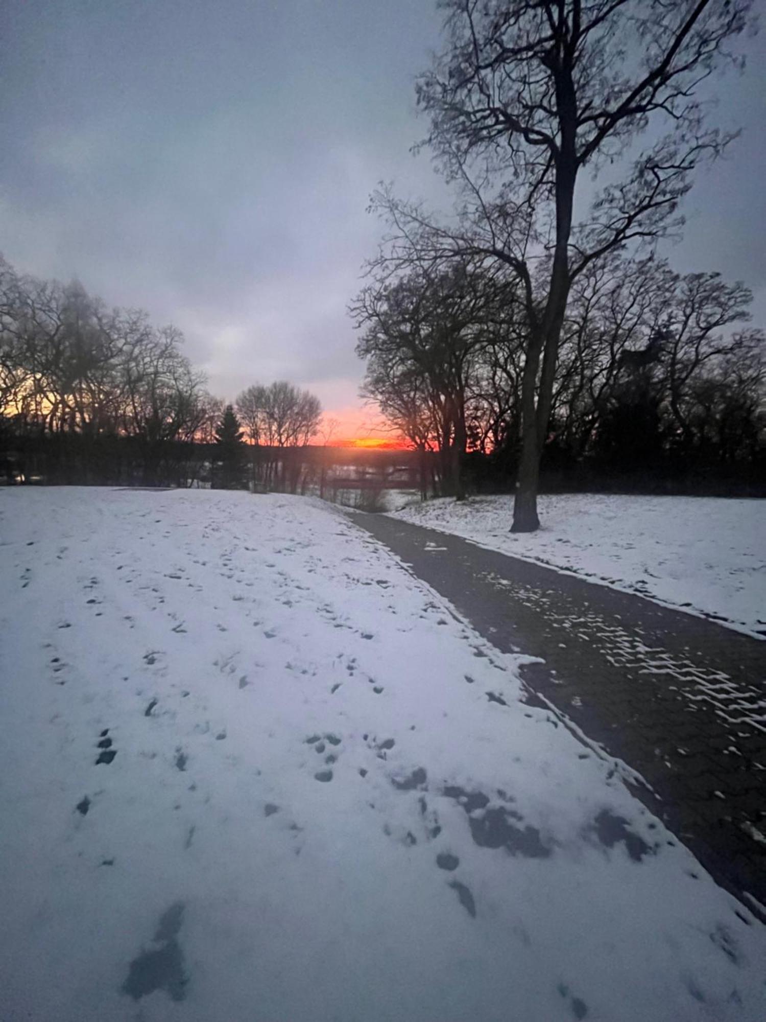 Dworek Biesiadny Radzewice Buitenkant foto